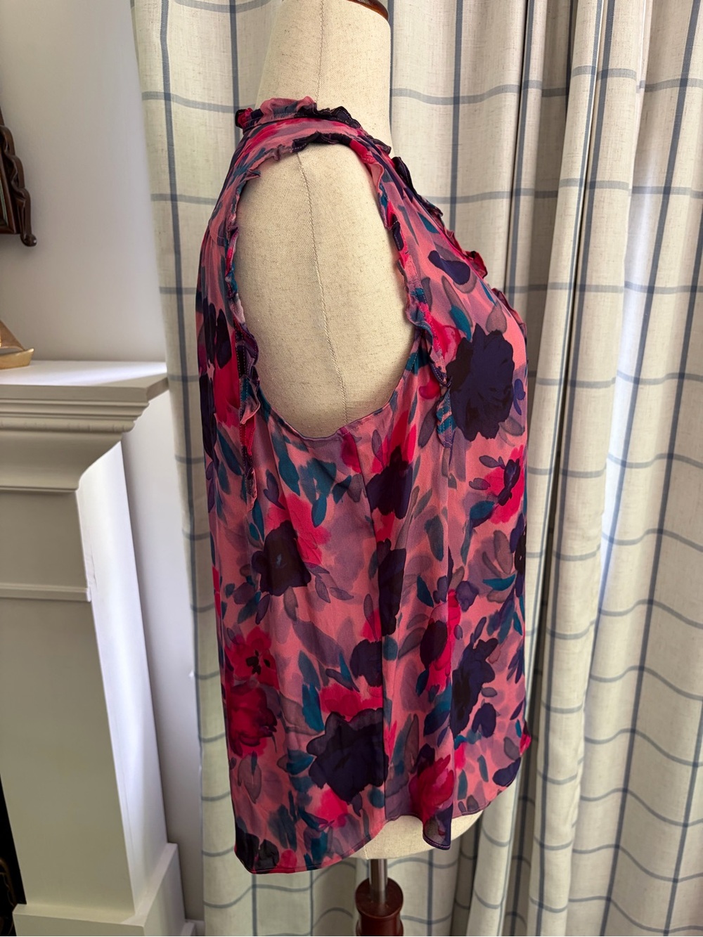 Go Silk Washable Floral Ruffle Snap Front Lightweight Sleeveless Tank Top - Picture 10 of 12